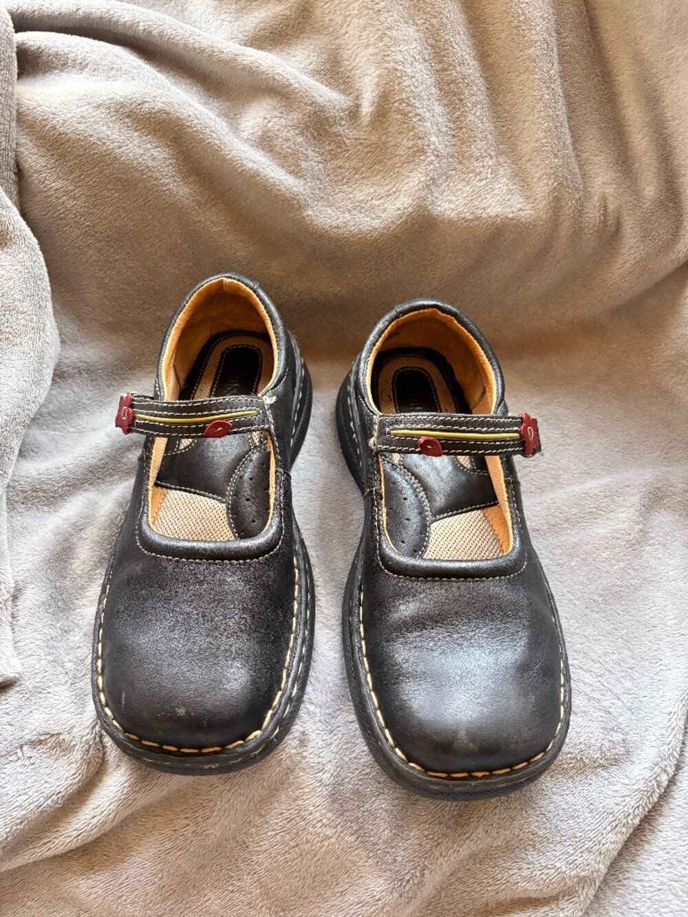 Bass Mary Jane Shoes women size 6.5/7, girl youth size 5